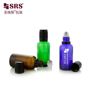आवश्यक तेल के लिए रोलर स्टील बॉल के साथ बीएलपीएफ 5ml 10ml 15ml 20ml 30ml 50ml 100ml गोल एम्बर ग्रीन ग्लास बोतल