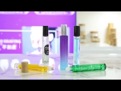 GB स्क्वायर कलरफुल क्लियर परफ्यूम कोई लीक नहीं मोटी नीचे का ग्लास रोलर बोतल 10ml