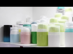 PA60 श्रृंखला इंजेक्शन रंगीन कस्टम प्लास्टिक सौंदर्य प्रसाधन सीरम वैक्यूम पंप पीपी वायुहीन बोतल